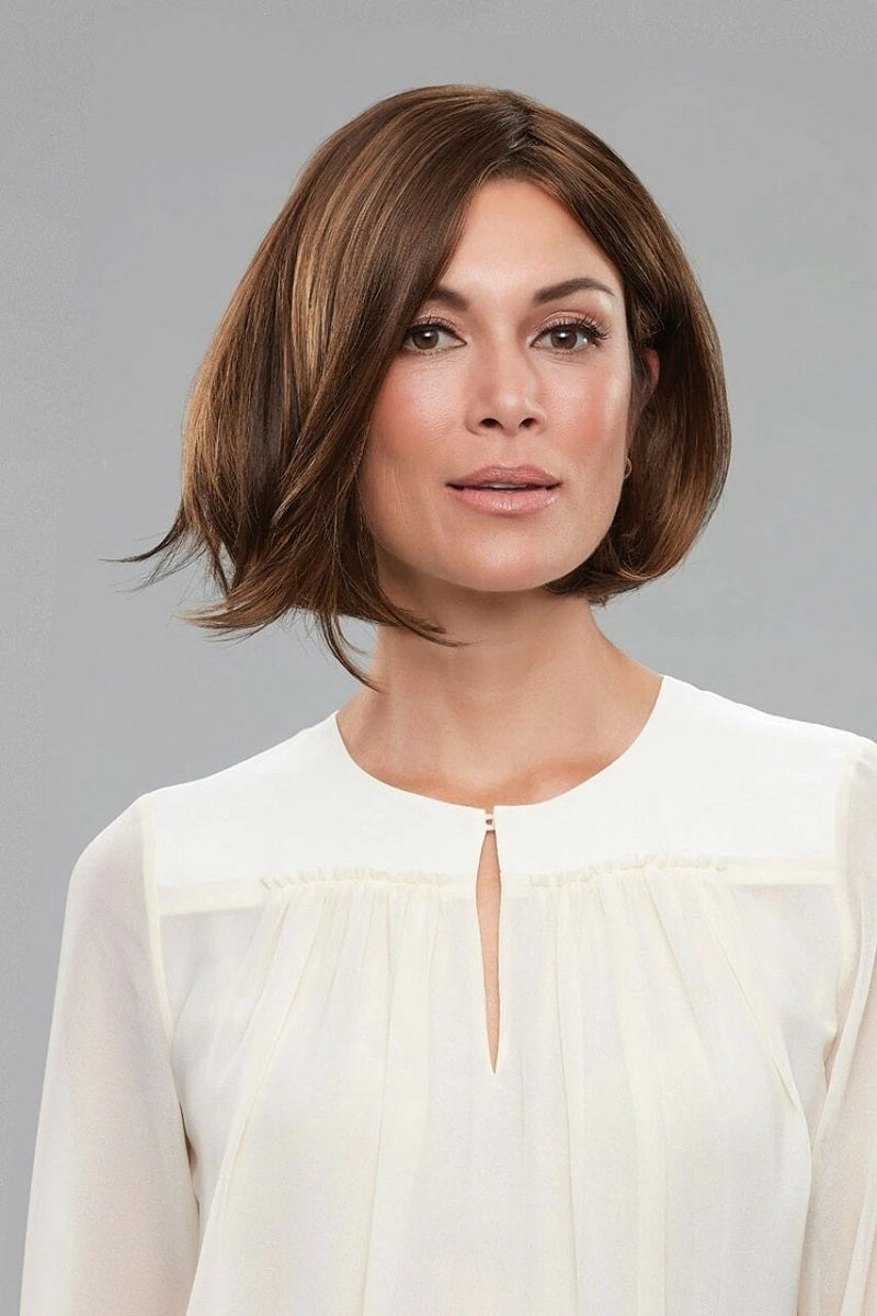 Woman with Alopecia wearing her brunette Hailey wig from Fascinations 