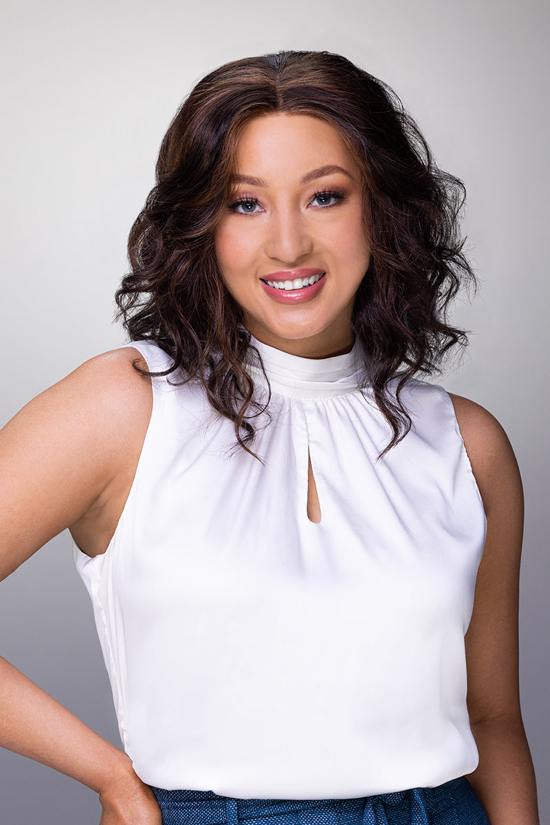 Julianne Petite Lite Wig Shoulder Length Synthetic Style